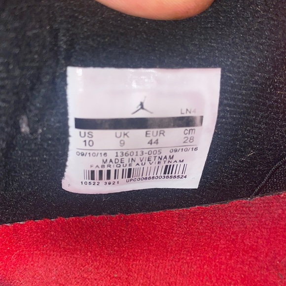 Jordan Retro 4s Raptors - Picture 4 of 4